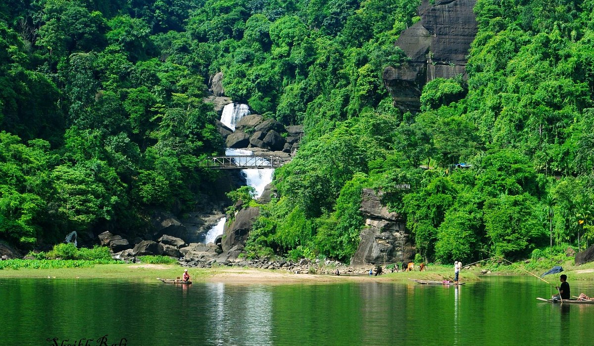 pangthumai-waterfall